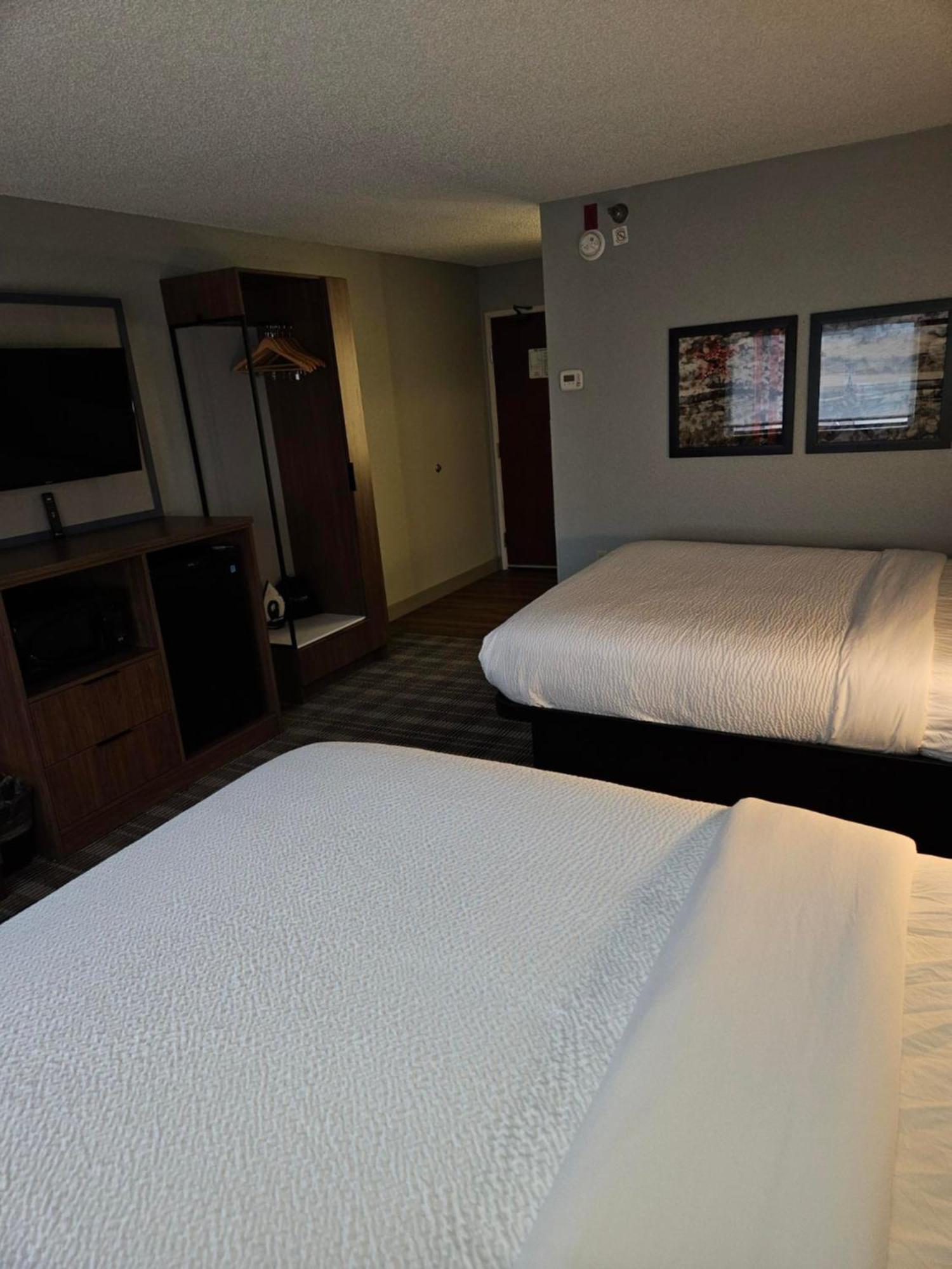 Americinn By Wyndham Mounds View Minneapolis Bagian luar foto