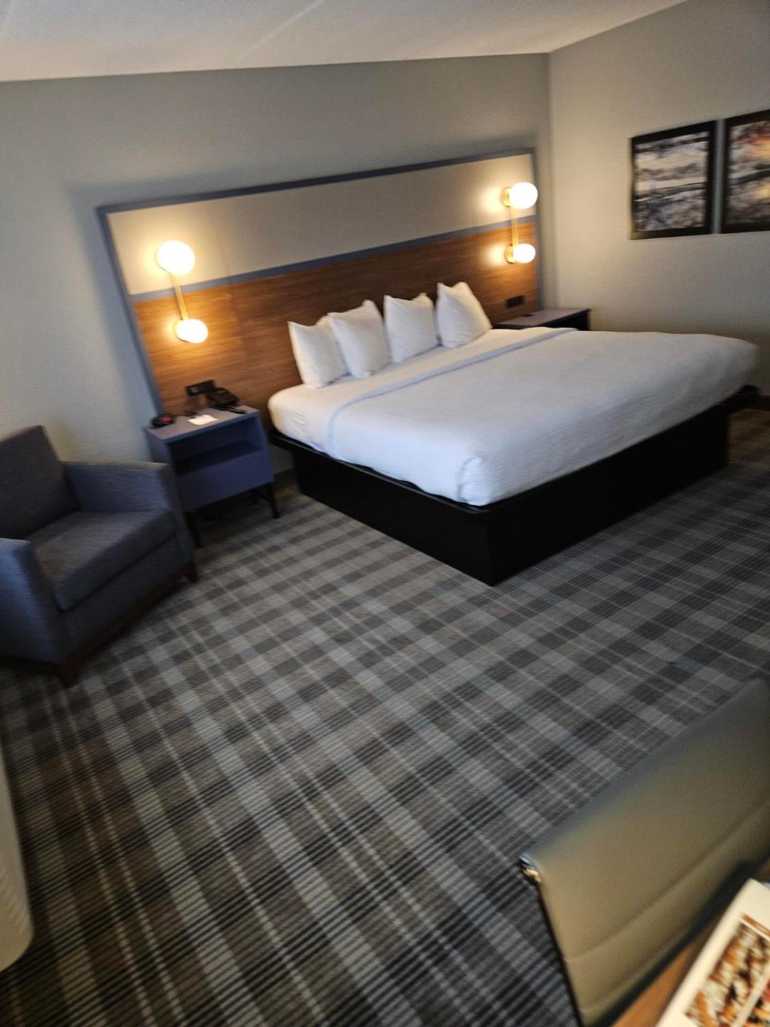 Americinn By Wyndham Mounds View Minneapolis Bagian luar foto