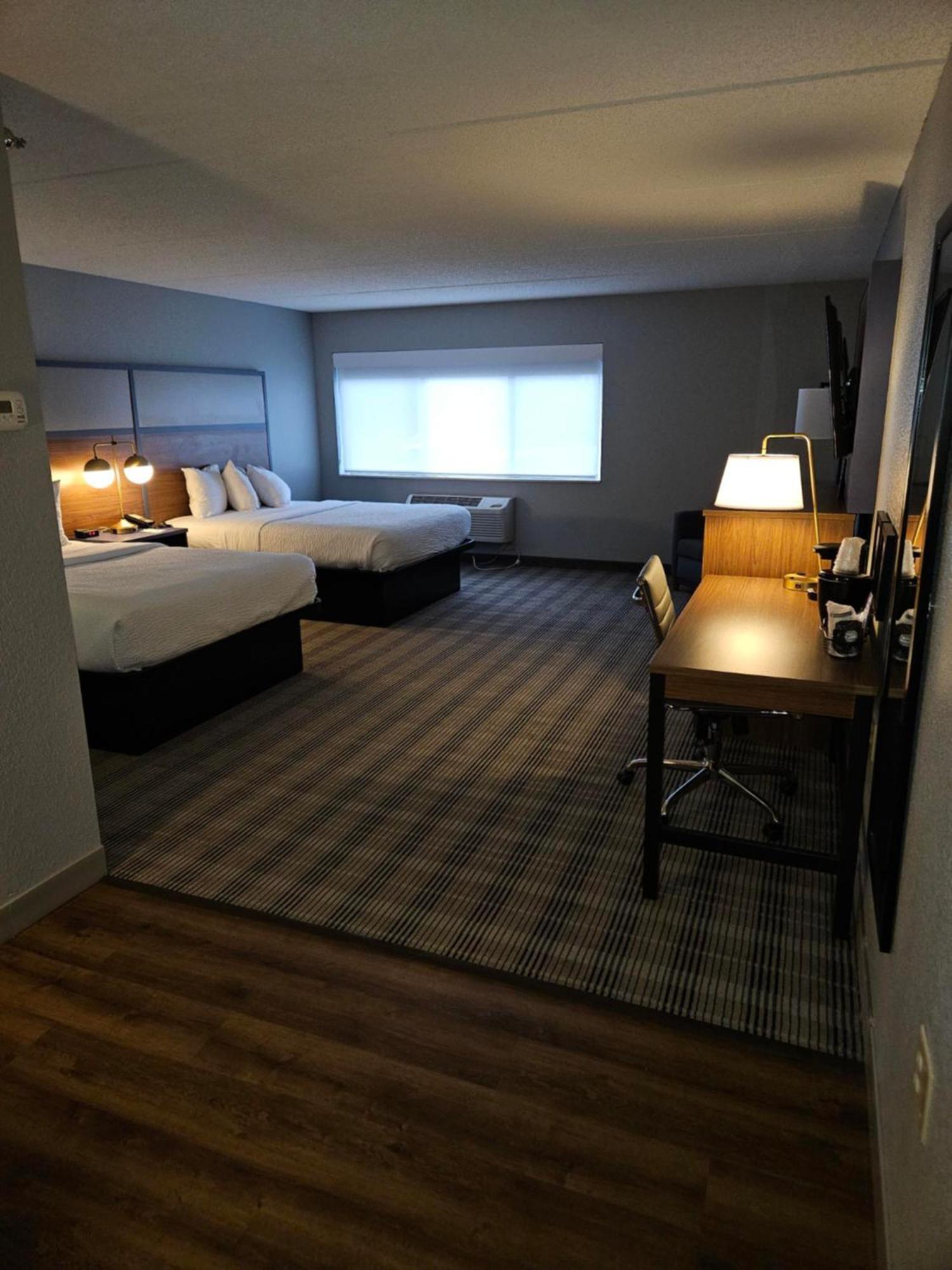 Americinn By Wyndham Mounds View Minneapolis Bagian luar foto