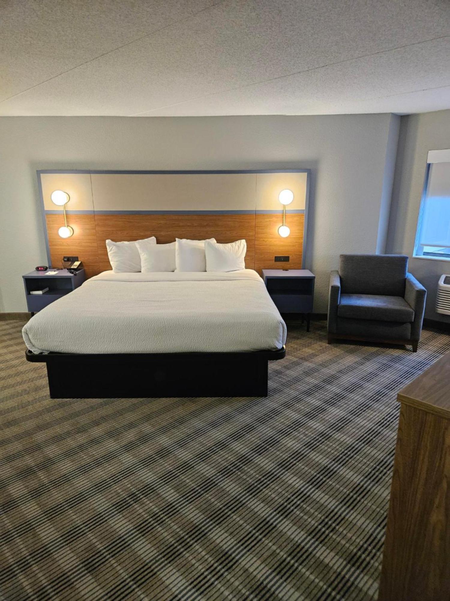 Americinn By Wyndham Mounds View Minneapolis Bagian luar foto