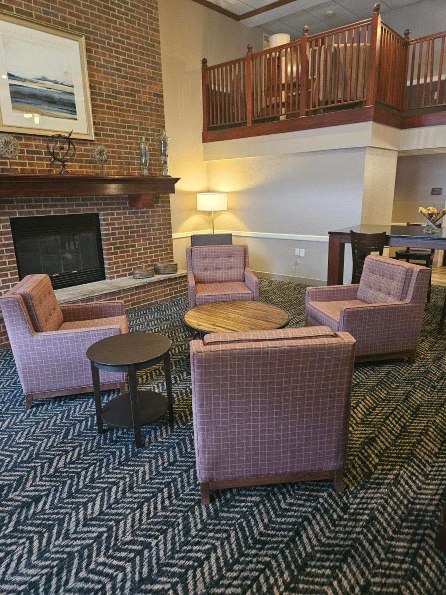 Americinn By Wyndham Mounds View Minneapolis Bagian luar foto